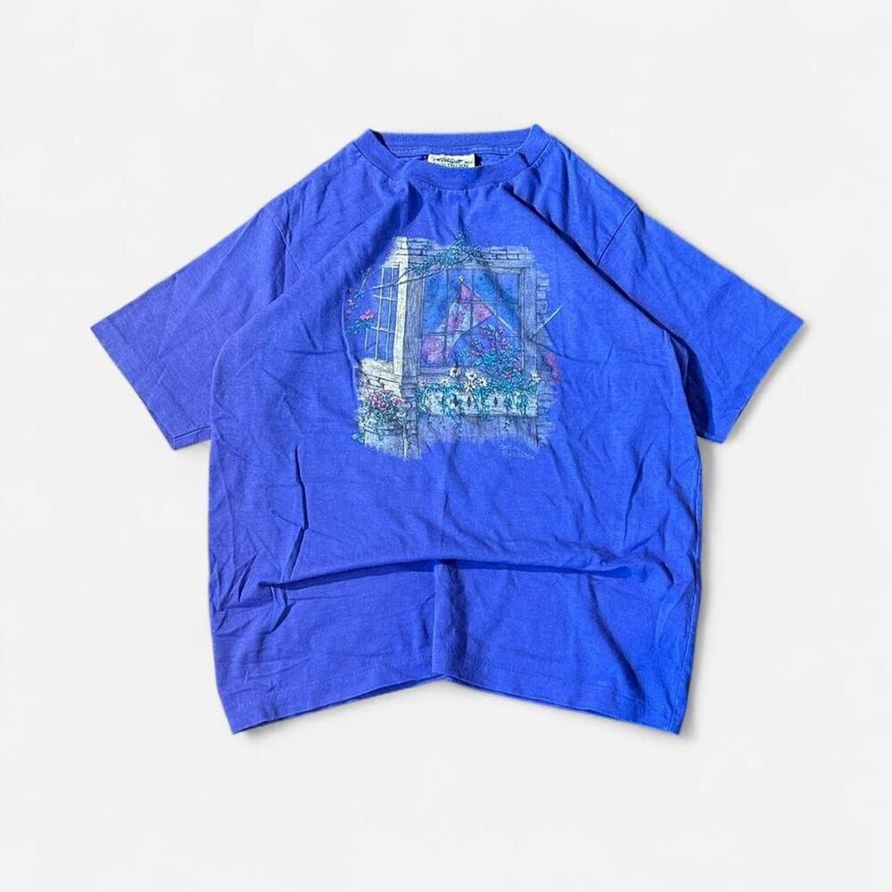 Northern Reflections vintage 90s faded flower Canada tee shirt